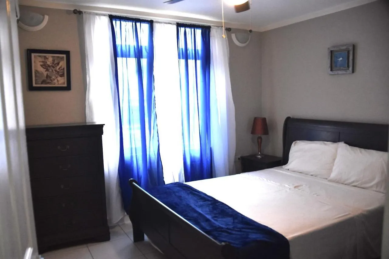The President Room 5 Minutes To Devon House 4 Waterloo Avenue Kingston 0*,  Jamaica