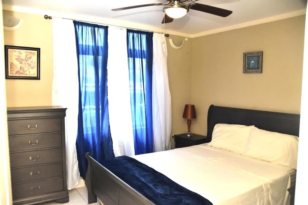 The President Room 5 Minutes To Devon House 4 Waterloo Avenue Kingston Bed & Breakfast