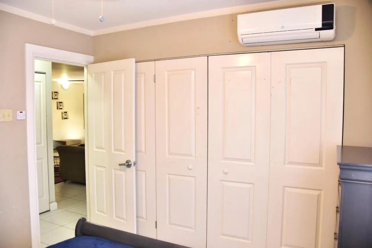 The President Room 5 Minutes To Devon House 4 Waterloo Avenue Kingston