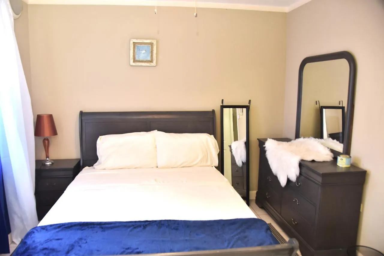 The President Room 5 Minutes To Devon House 4 Waterloo Avenue Kingston Jamaica