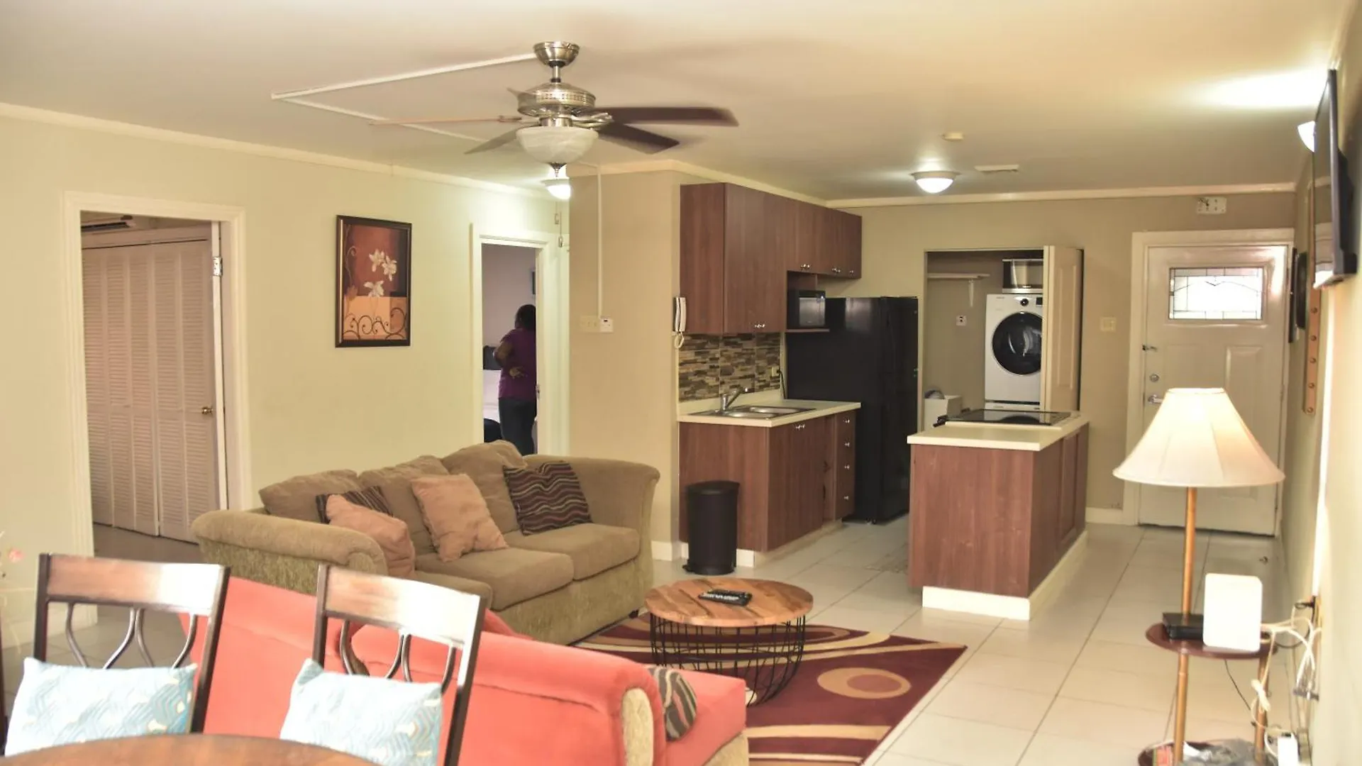 Bed & Breakfast The President Room 5 Minutes To Devon House 4 Waterloo Avenue Kingston